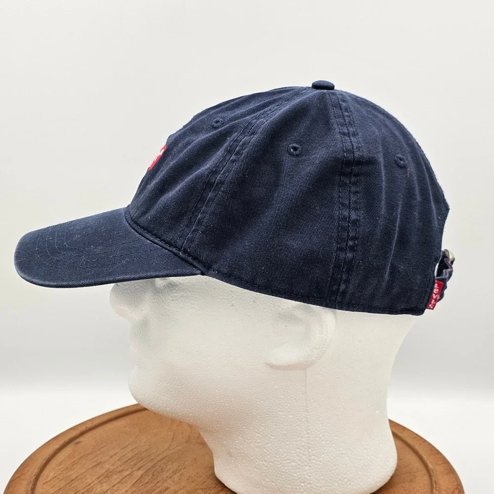 Levis note faded one
